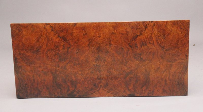 A superb quality 19th Century burr walnut cabinet - Image 7