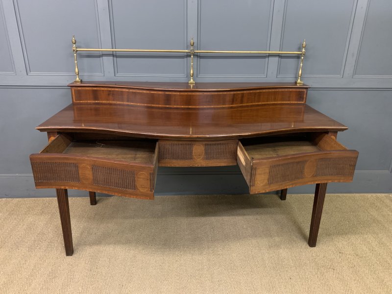 George III Serpentine Mahogany Serving Table - Image 8
