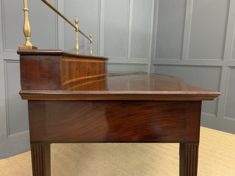 George III Serpentine Mahogany Serving Table - Image 5