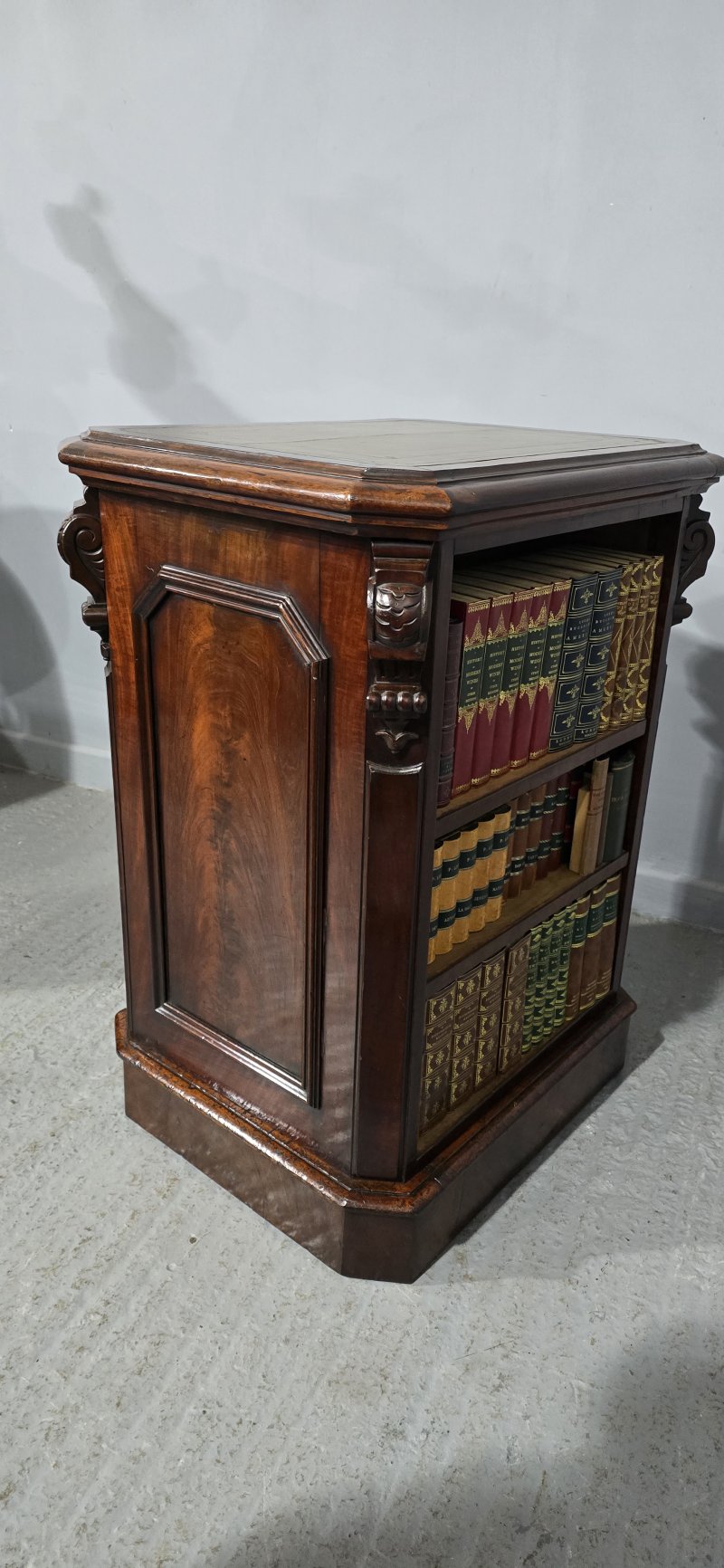 Rare Freestanding Mahogany Open Adjustable Bookcase - Image 16