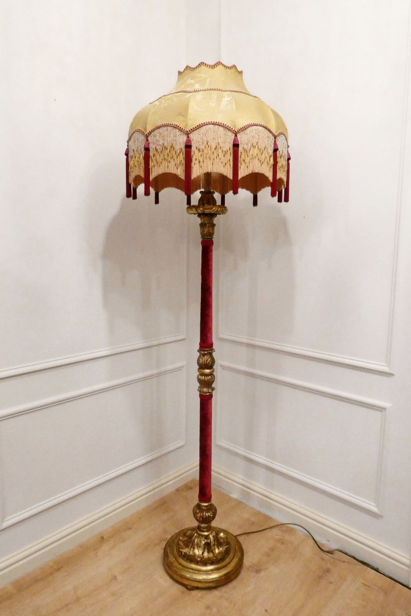 Pair of Italian Baroque Style Giltwood Floor Lamps - Image 3