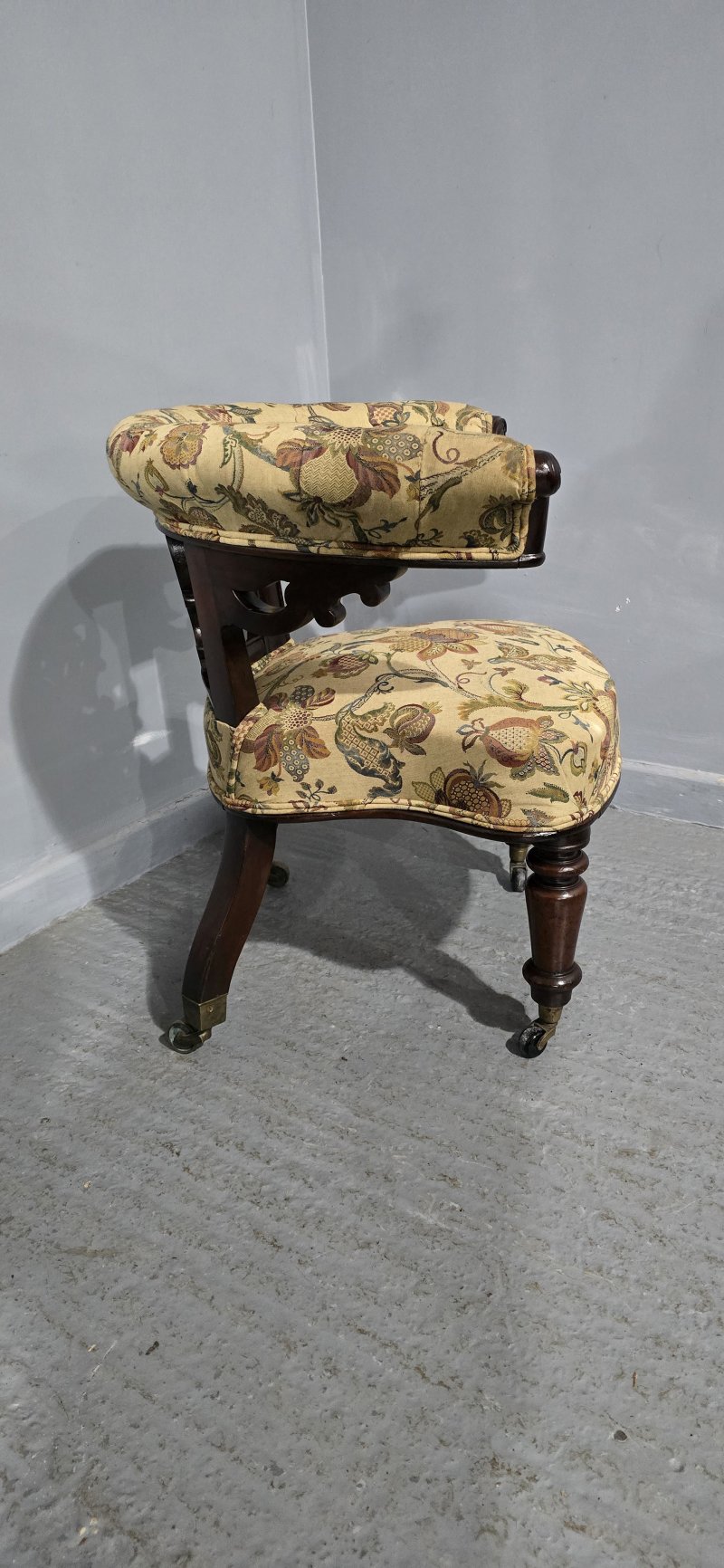 Super Horseshoe Back Office Desk Chair - Image 9