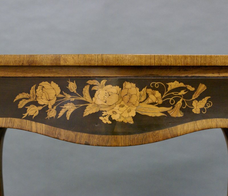 A Fine Marquetry Inlaid Writhing Table - Image 5