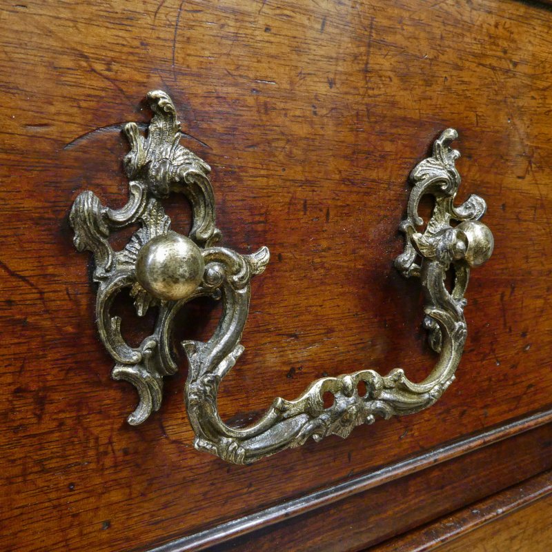 Georgian Chippendale Period Mahogany Chest of Drawers - Image 3