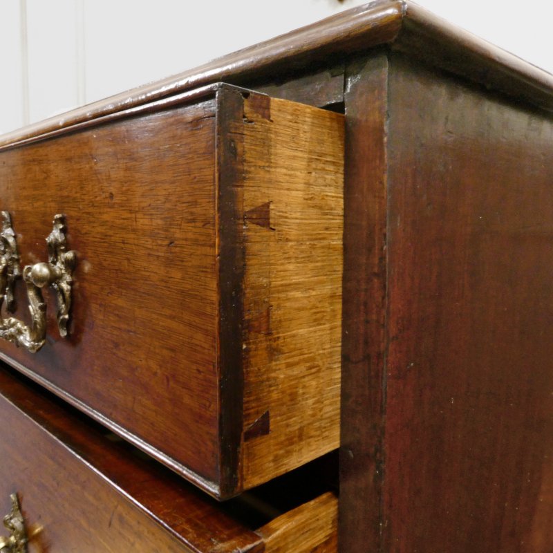Georgian Chippendale Period Mahogany Chest of Drawers - Image 12