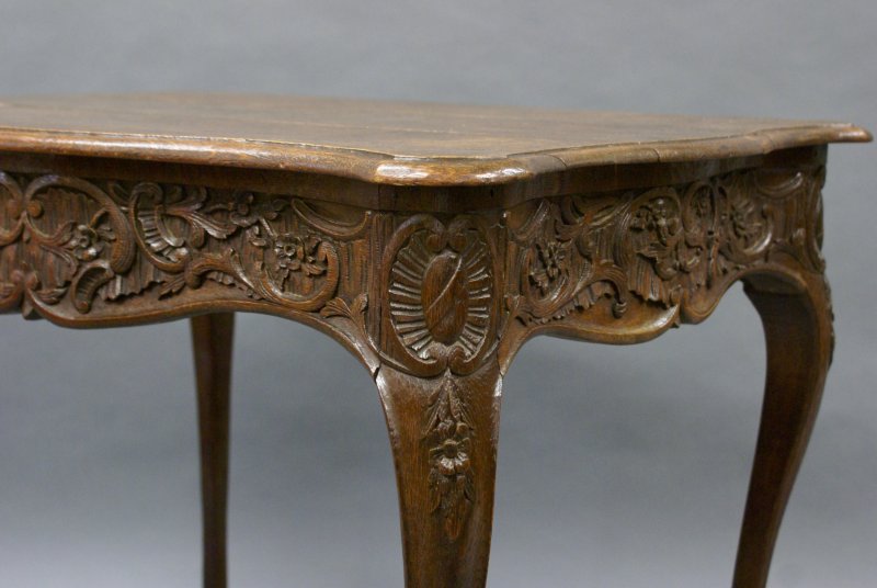18thc Liegeios Center Table - Image 5