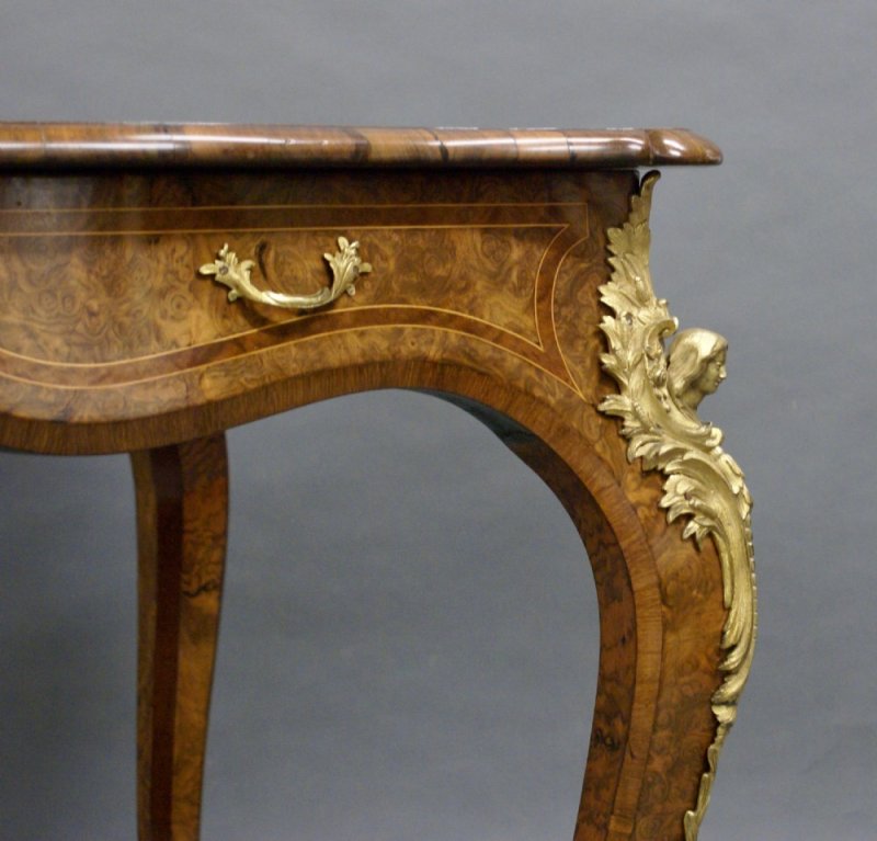 An English Ormolu Mounted Bureau Plat - Image 2