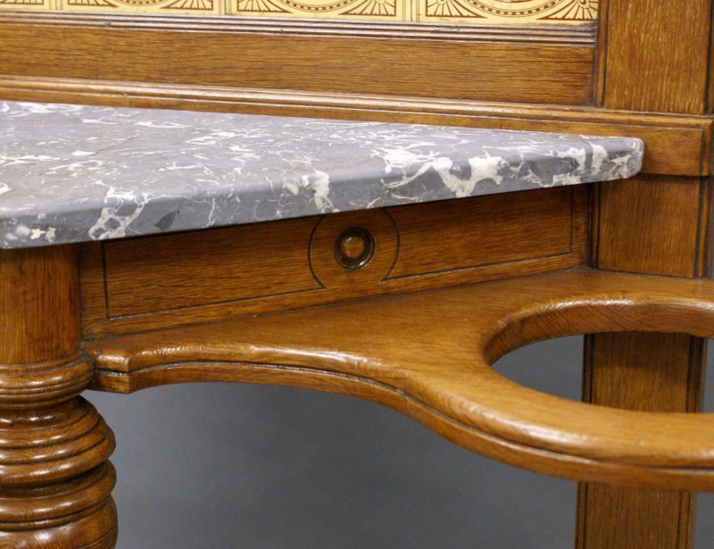 A Victorian Oak Hall Stand - Image 4