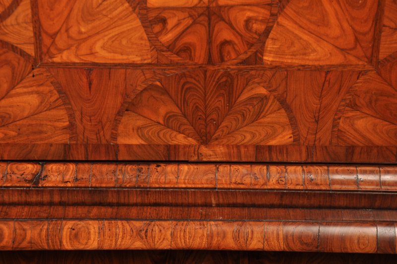 Important 17th Century Kingwood Cabinet On Stand - Image 6