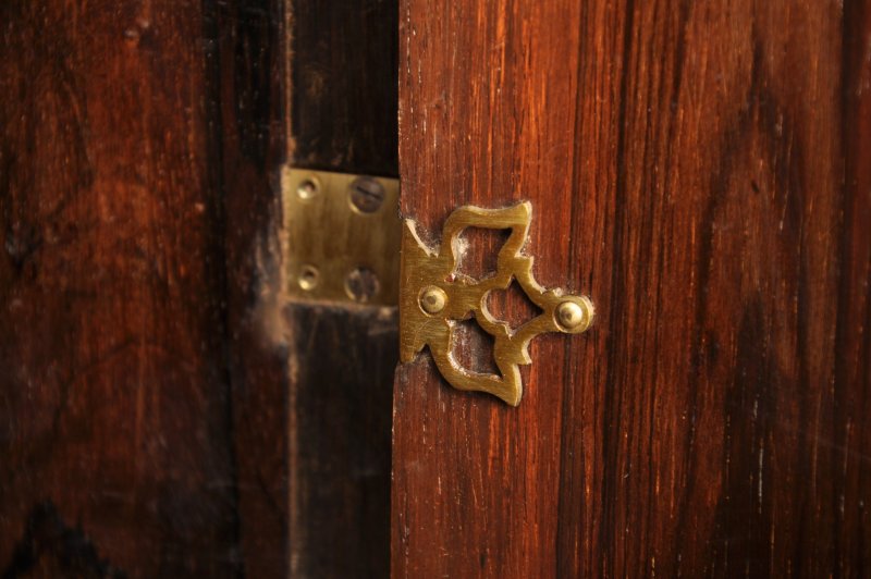 Important 17th Century Kingwood Cabinet On Stand - Image 21