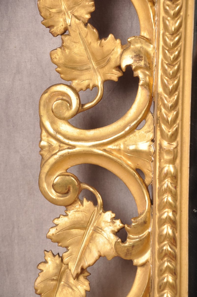 Large Early 19th Century Florentine Giltwood Mirror - Image 4