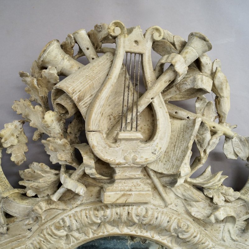 An 18Th Century Carved Italian Mirror - Image 2
