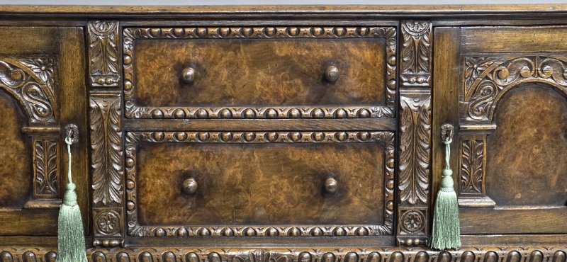 Superb Oak and Burr Walnut Elizabethan Sideboard - Image 17