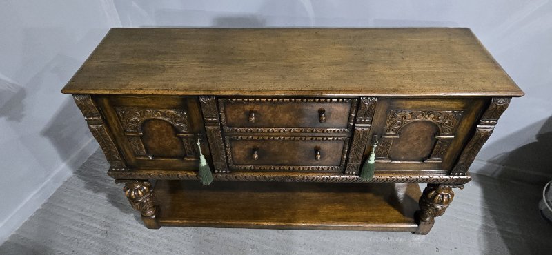 Superb Oak and Burr Walnut Elizabethan Sideboard - Image 8