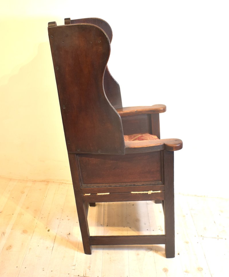 lambing wing back in oak chair - Image 5
