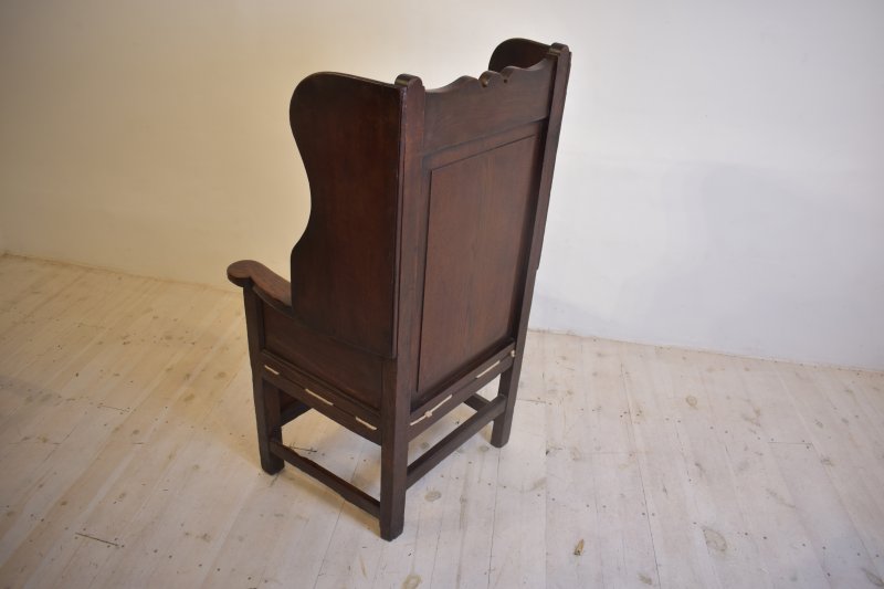 lambing wing back in oak chair - Image 8