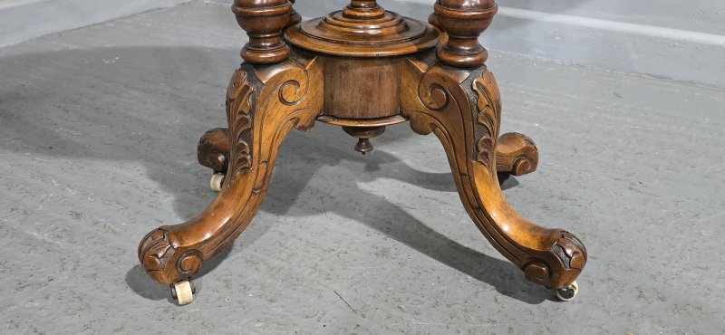 Fine Victorian Burr Walnut Inlaid Centre Table - Image 5
