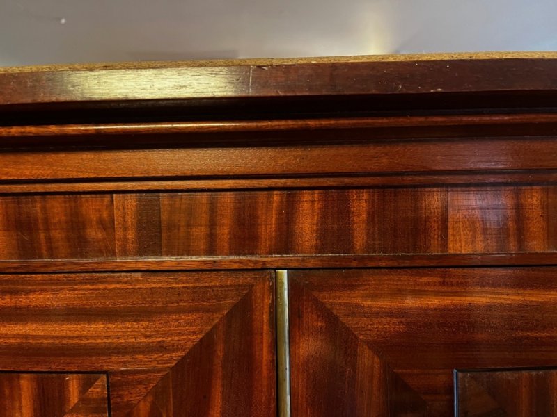 A Fine Quality Regency Period Mahogany Linen Press - Image 10