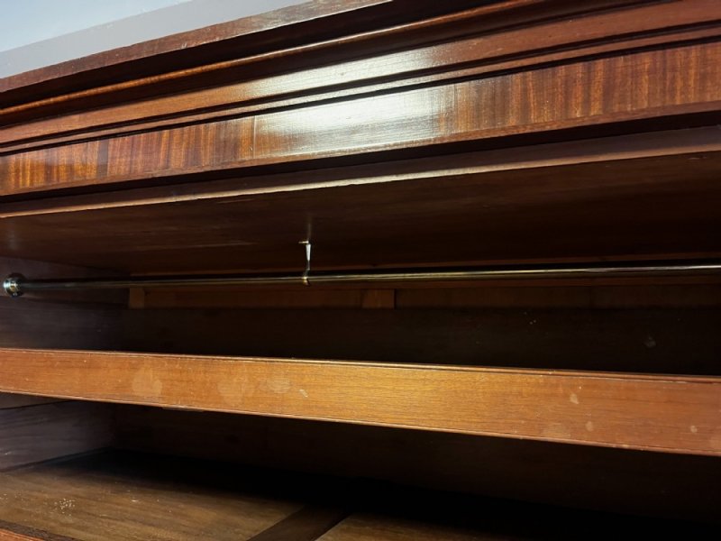 A Fine Quality Regency Period Mahogany Linen Press - Image 15