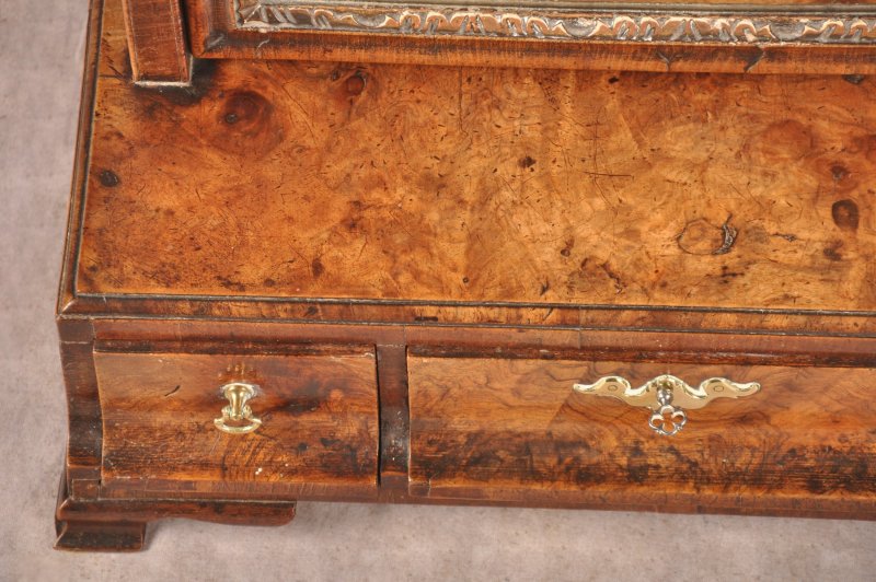 18th Century Walnut Toilet Mirror - Image 5