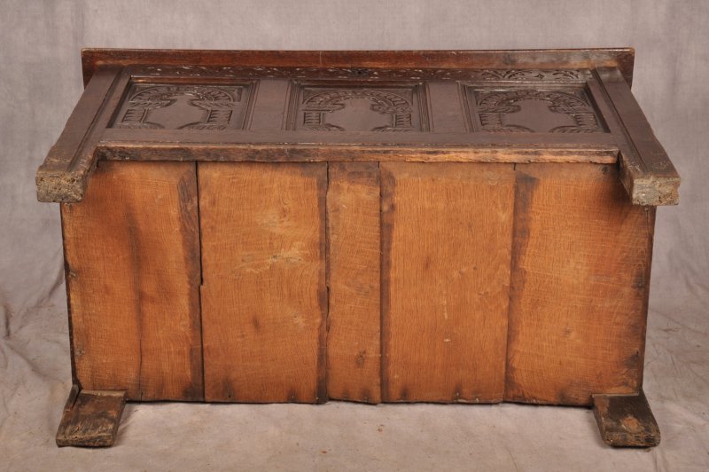 17th Century Arcaded Oak Coffer - Image 14