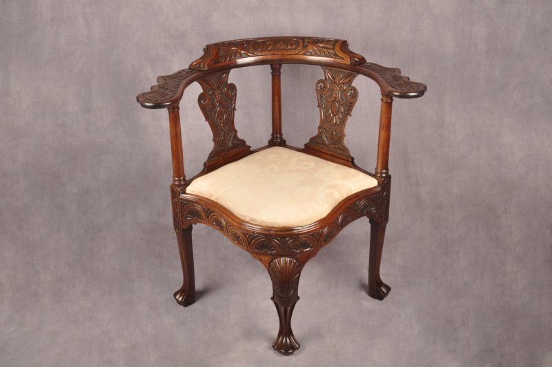 A Rare Dated 18th Century Irish Mahogany Desk Chair - Image 2
