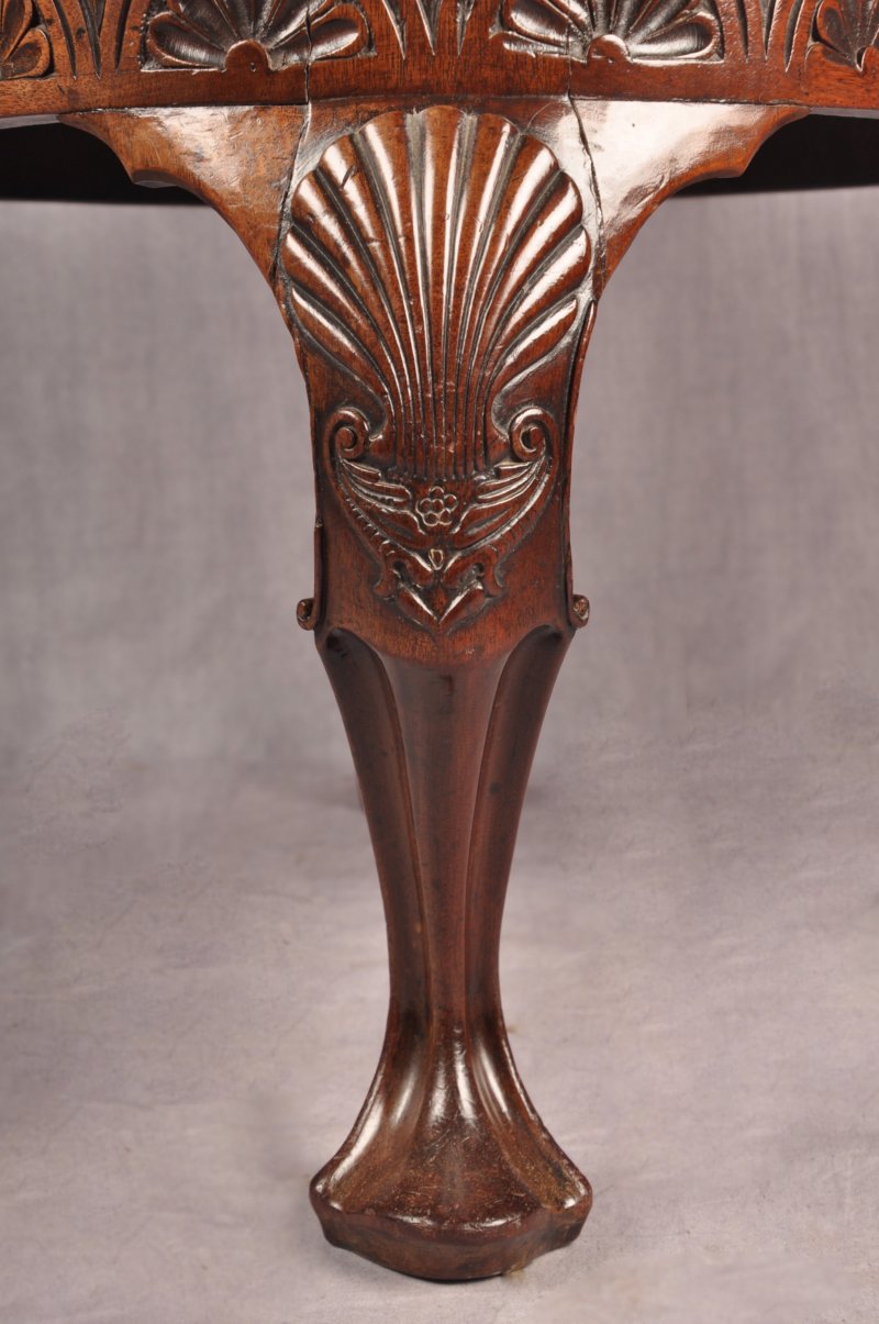 A Rare Dated 18th Century Irish Mahogany Desk Chair - Image 4