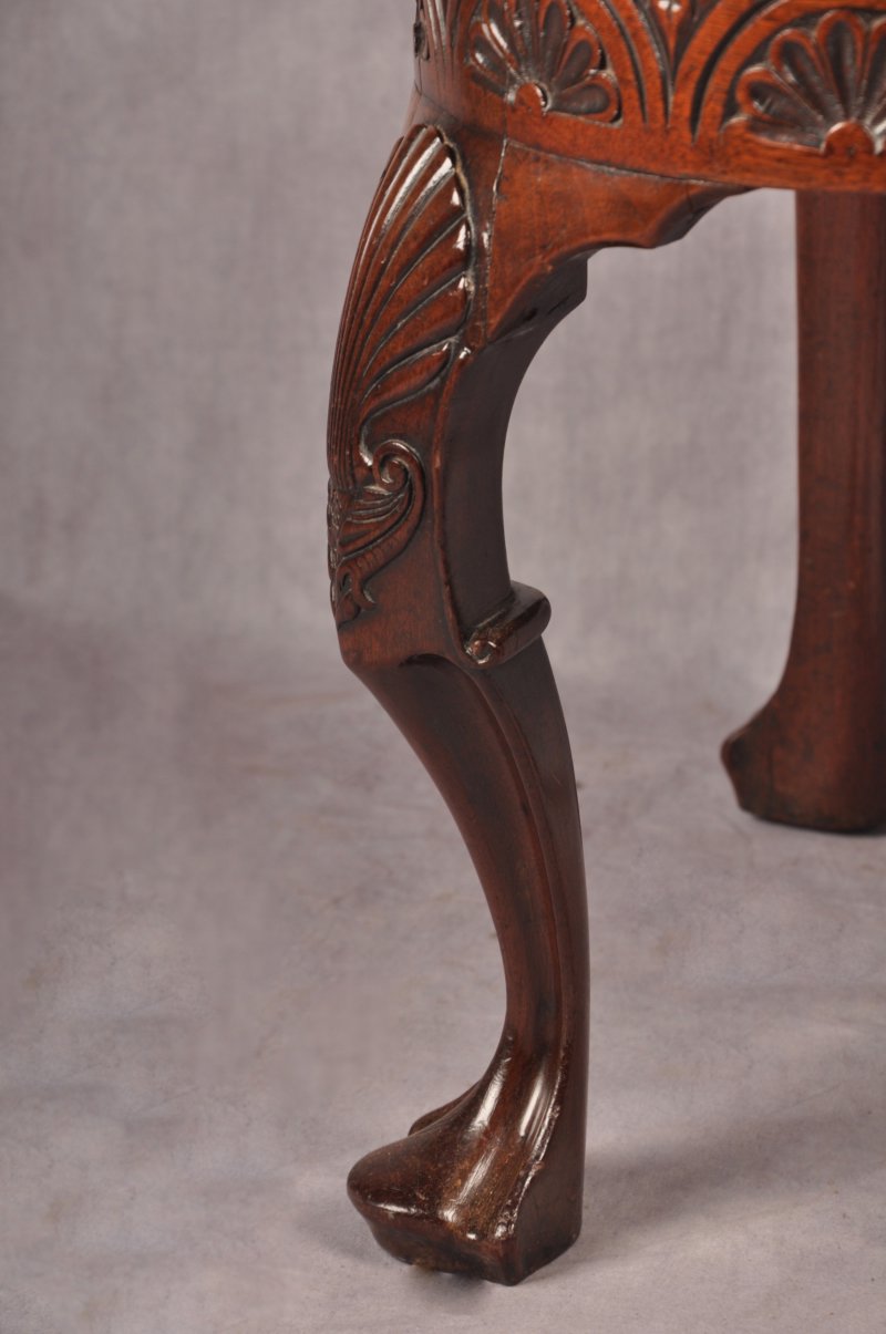 A Rare Dated 18th Century Irish Mahogany Desk Chair - Image 13