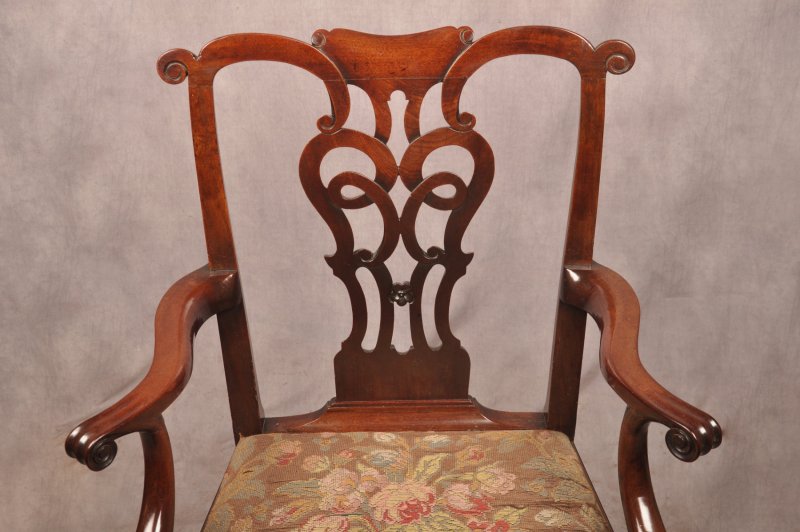 Fine 18th Century Irish Mahogany Armchair - Image 7