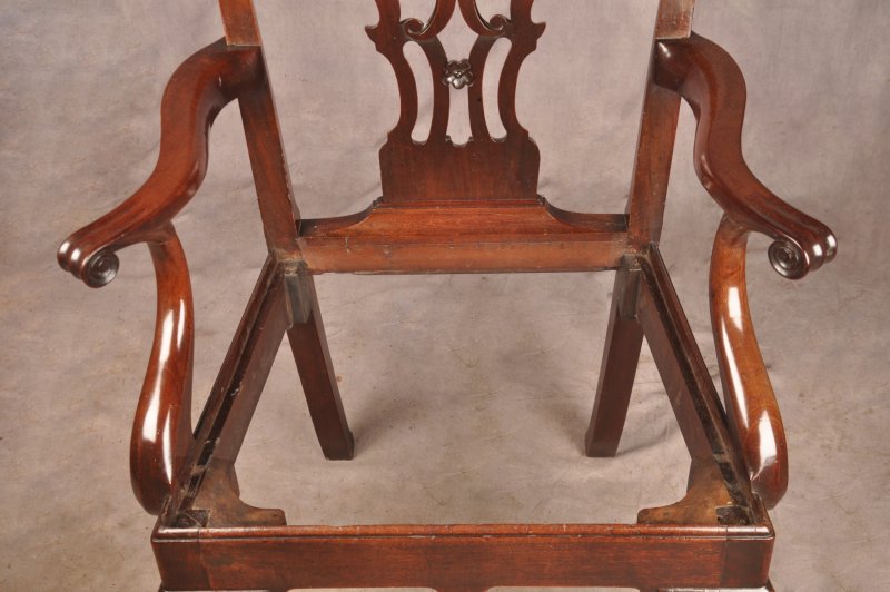 Fine 18th Century Irish Mahogany Armchair - Image 18