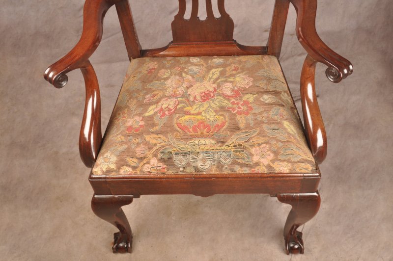 Fine 18th Century Irish Mahogany Armchair - Image 17