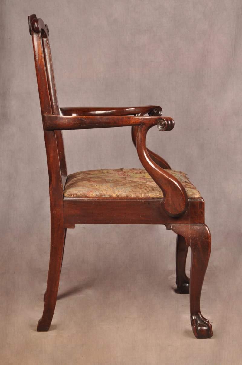 Fine 18th Century Irish Mahogany Armchair - Image 16