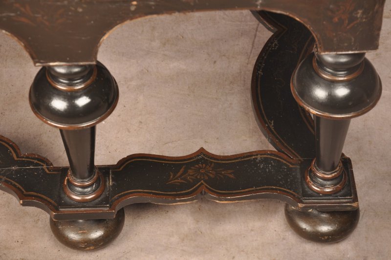 Rare Early 18th Century Chinoiserie-japanned Chest On Stand - Image 19