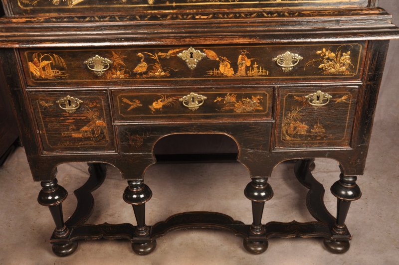Rare Early 18th Century Chinoiserie-japanned Chest On Stand - Image 14
