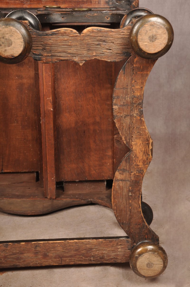 Rare Early 18th Century Chinoiserie-japanned Chest On Stand - Image 26