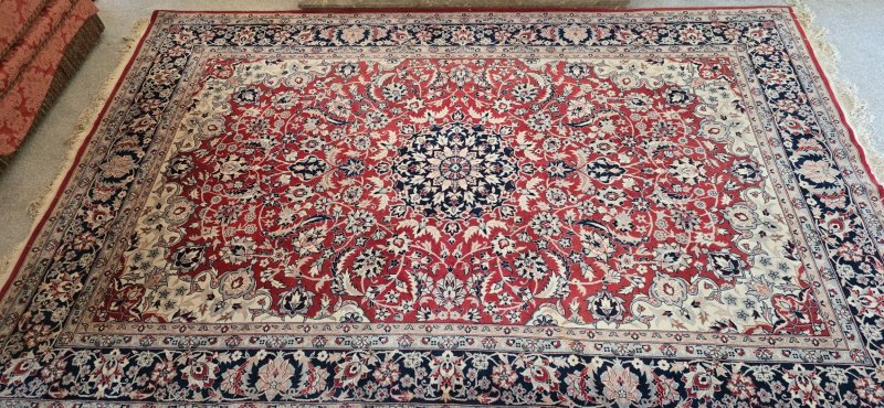 Large Woolen Carpet - Image 4