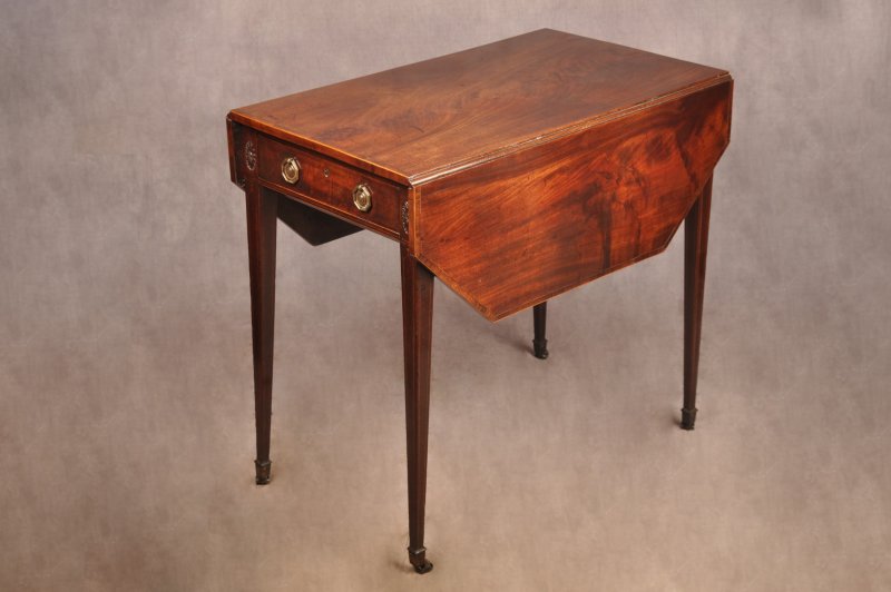 An Exceptional Late 18th Century Mahogany Pembroke Table
