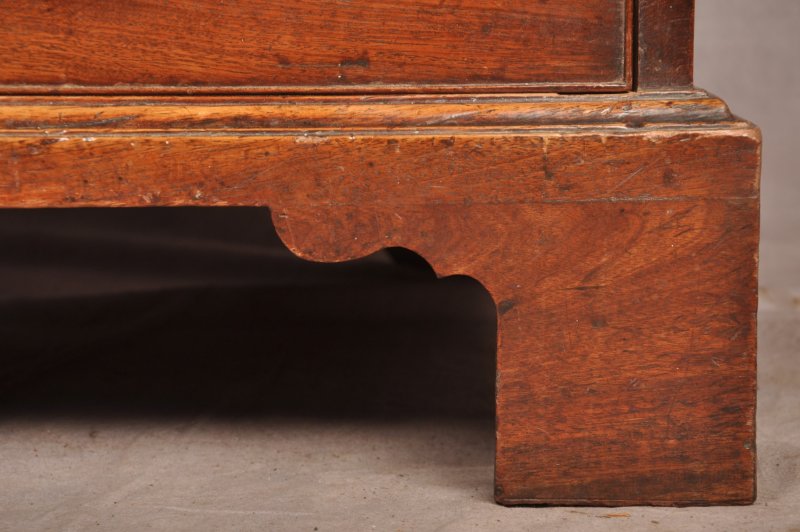 Fine 18th Century Mahogany Chest Of Drawers - Image 8