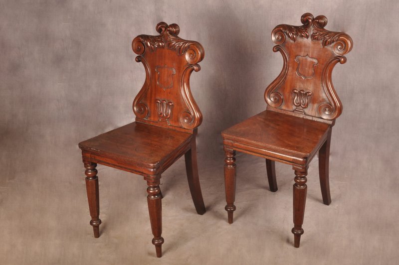 Fine Pair Of Regency Mahogany Hall Chairs - Image 3