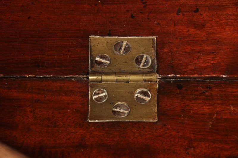 A Fine Small Early 18th Century Mahogany Bureau - Image 10