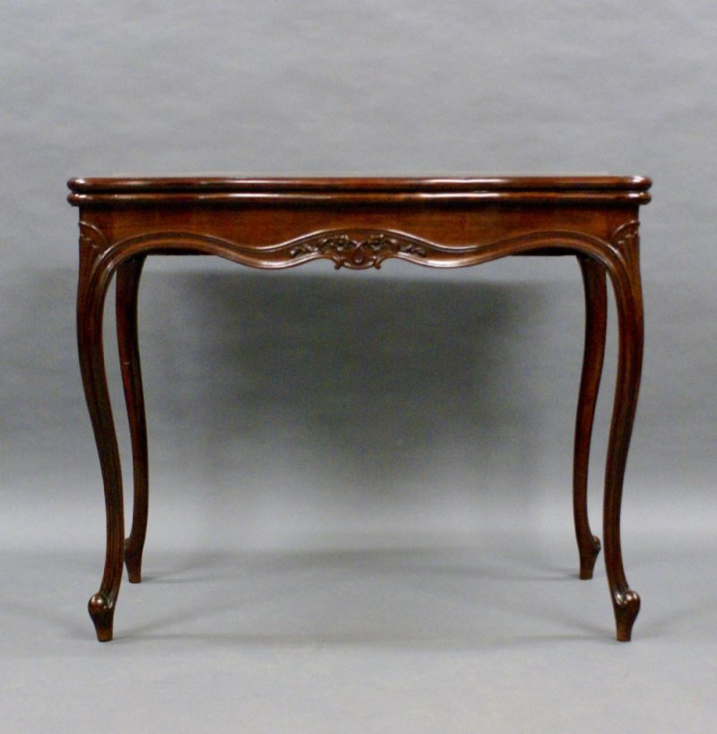 A Hepplewhite Period Serpentine Card Table - Image 2