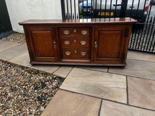 A George III Period Lancashire Oak Dresser Base - Image 2