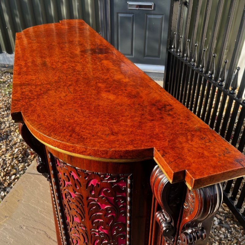 A Stunning Quality Early Victorian Period Gonçalo Alves And Amboyna Bookcase/credenza - Image 2