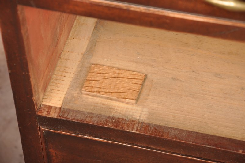 Fine 18th Century Mahogany Chest Of Drawers - Image 8