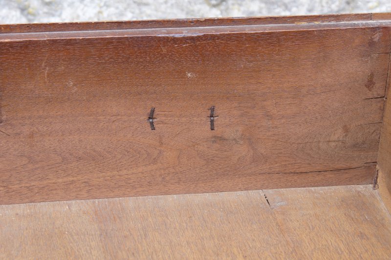 A Small Early Georgian Solid Walnut Chest Of Drawers. - Image 11