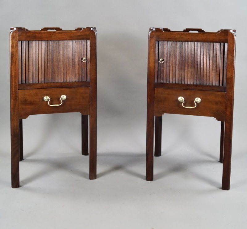 A Pair Of Georgian Style Bedside Commodes - Image 2