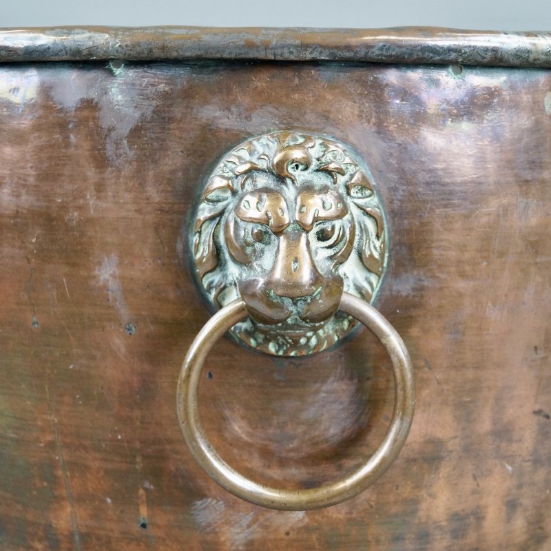 A Very Large Victorian Copper Log Bin. - Image 2