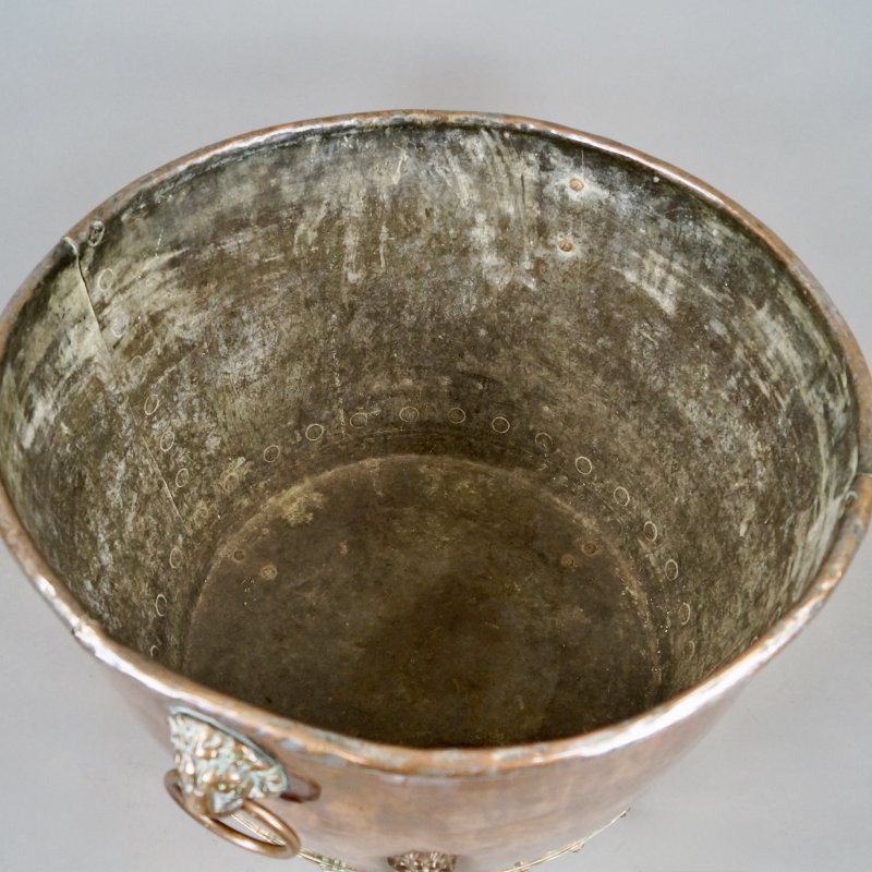 A Very Large Victorian Copper Log Bin. - Image 6