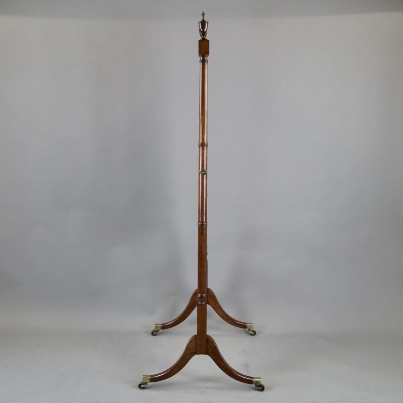A Fine George III Mahogany Cheval Mirror - Image 5