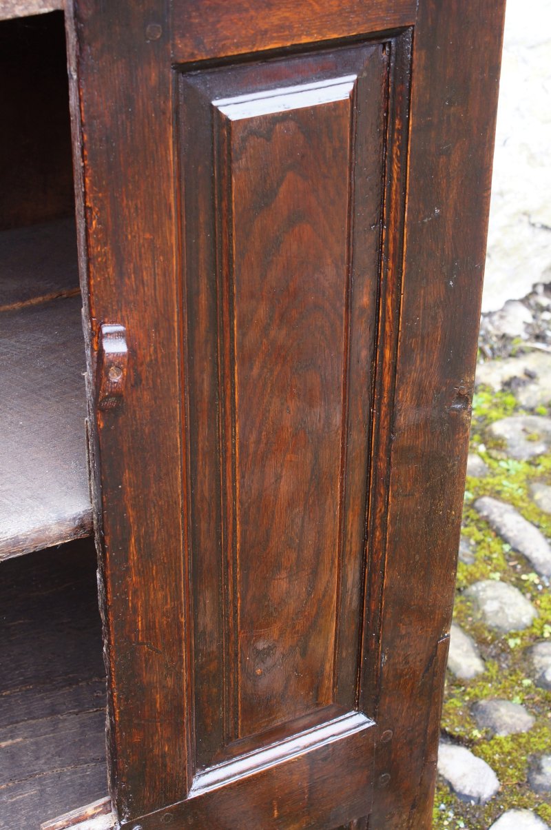 A Small 17th Century Oak Hutch - Image 14